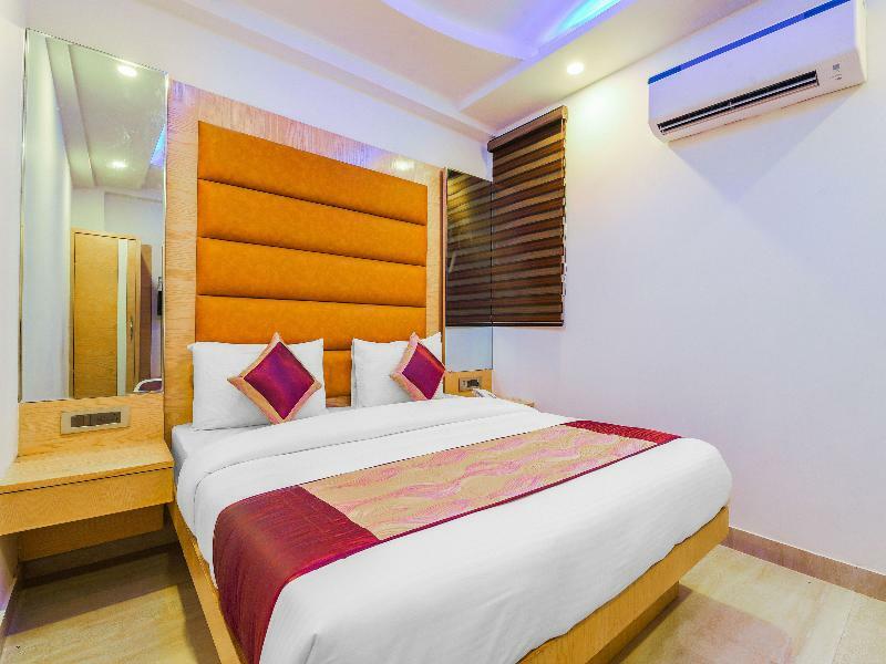 Oyo 15836 Pleasure River Front Resort Tuem Екстериор снимка