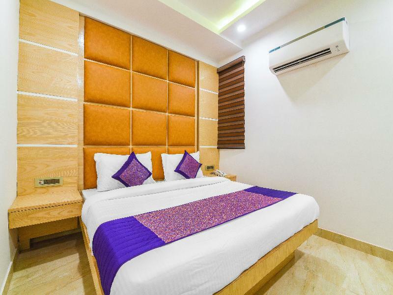 Oyo 15836 Pleasure River Front Resort Tuem Екстериор снимка